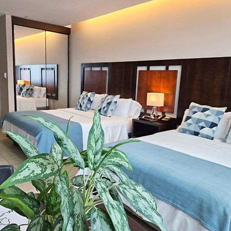 Hotel Perla Spondylus 만타 외부 사진