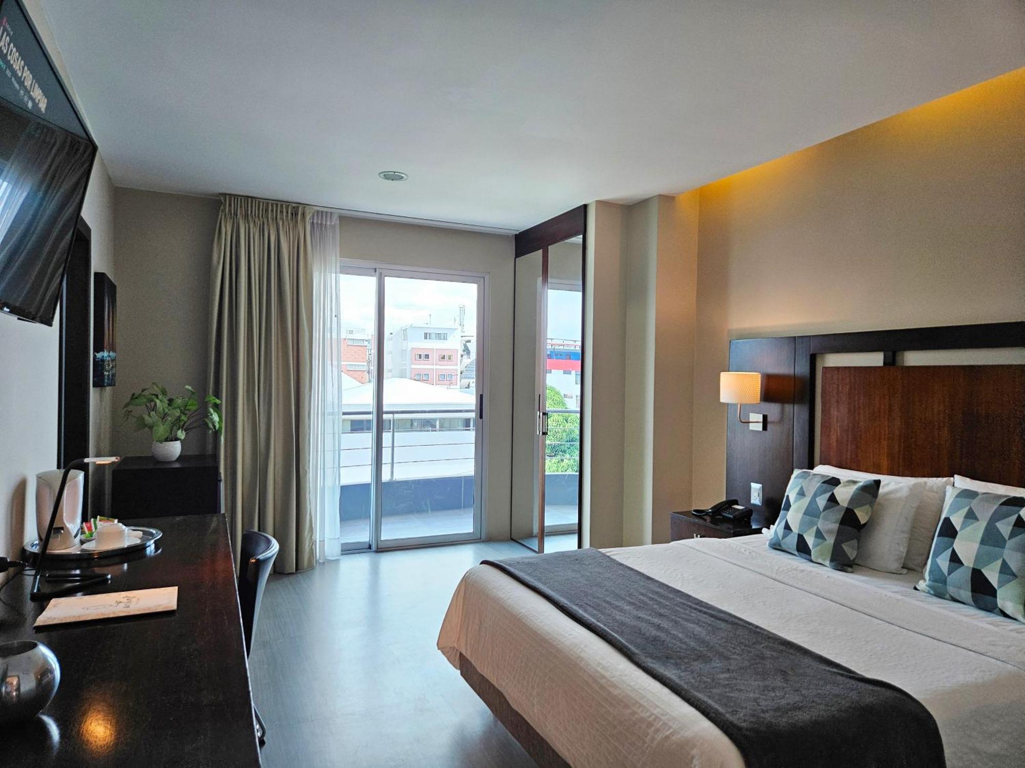 Hotel Perla Spondylus 만타 외부 사진