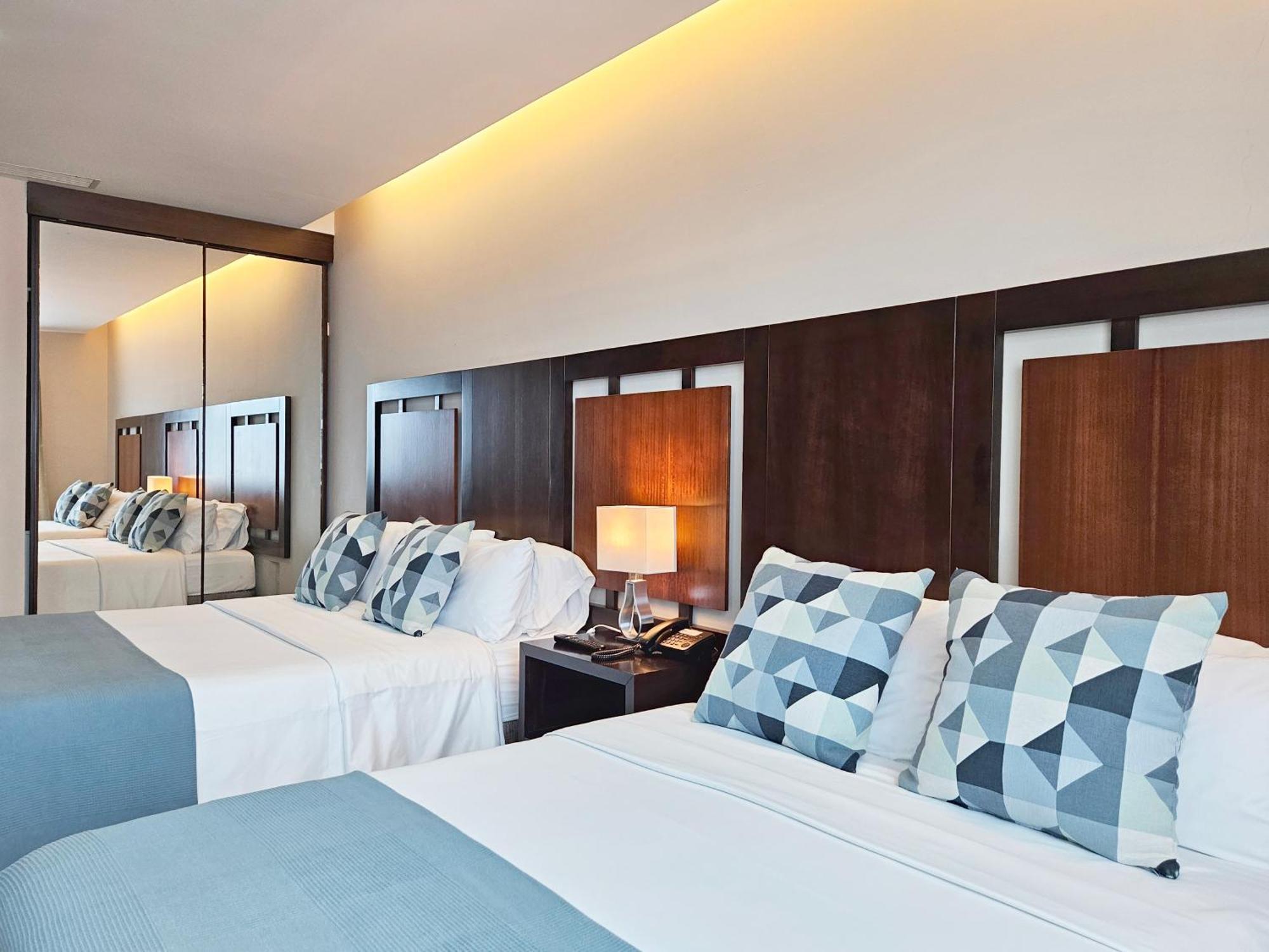 Hotel Perla Spondylus 만타 외부 사진